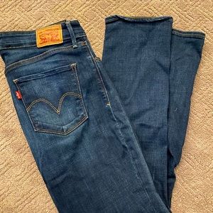 Levi’s straight leg